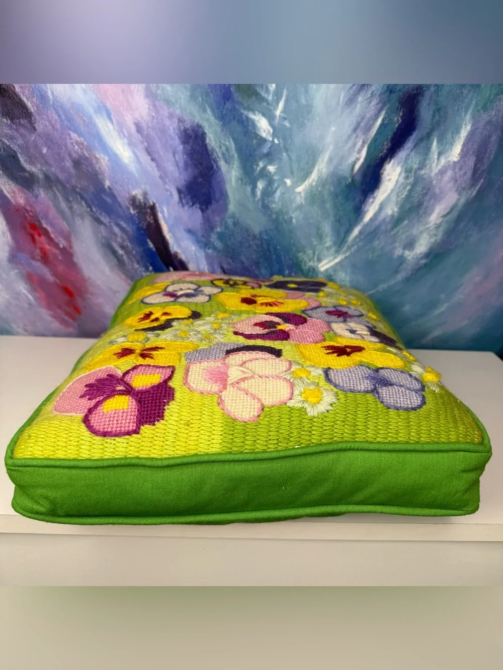 Pansy Flower Crewel Point Pillow Columbia Minerva Completed Vintage Embroidery